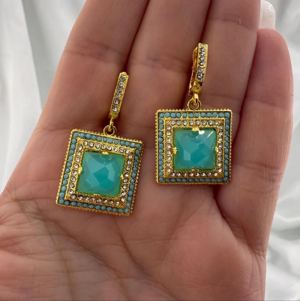 Vintage Gold Plated Color Gold and Turquoise Earrings - Picture 3 of 4